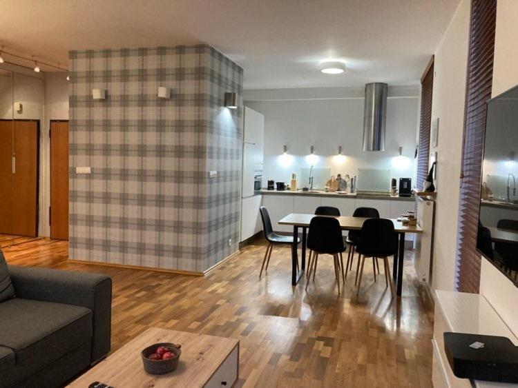 Wilanowska Apartment & Garden وارسو المظهر الخارجي الصورة